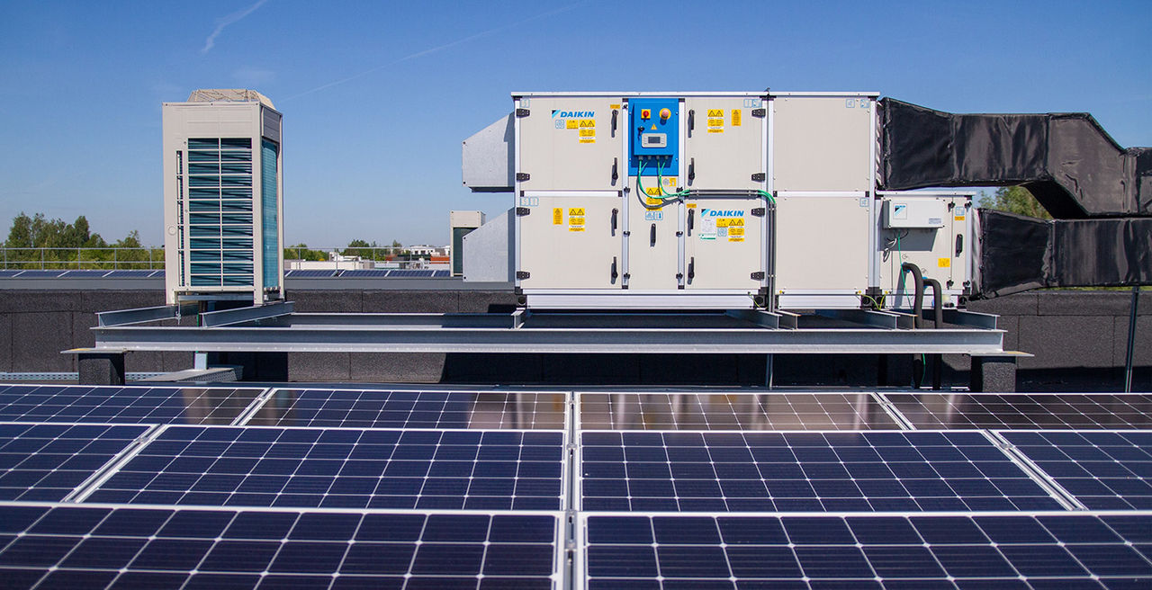 Instalimi i njësisë së trajtimit të ajrit në çati